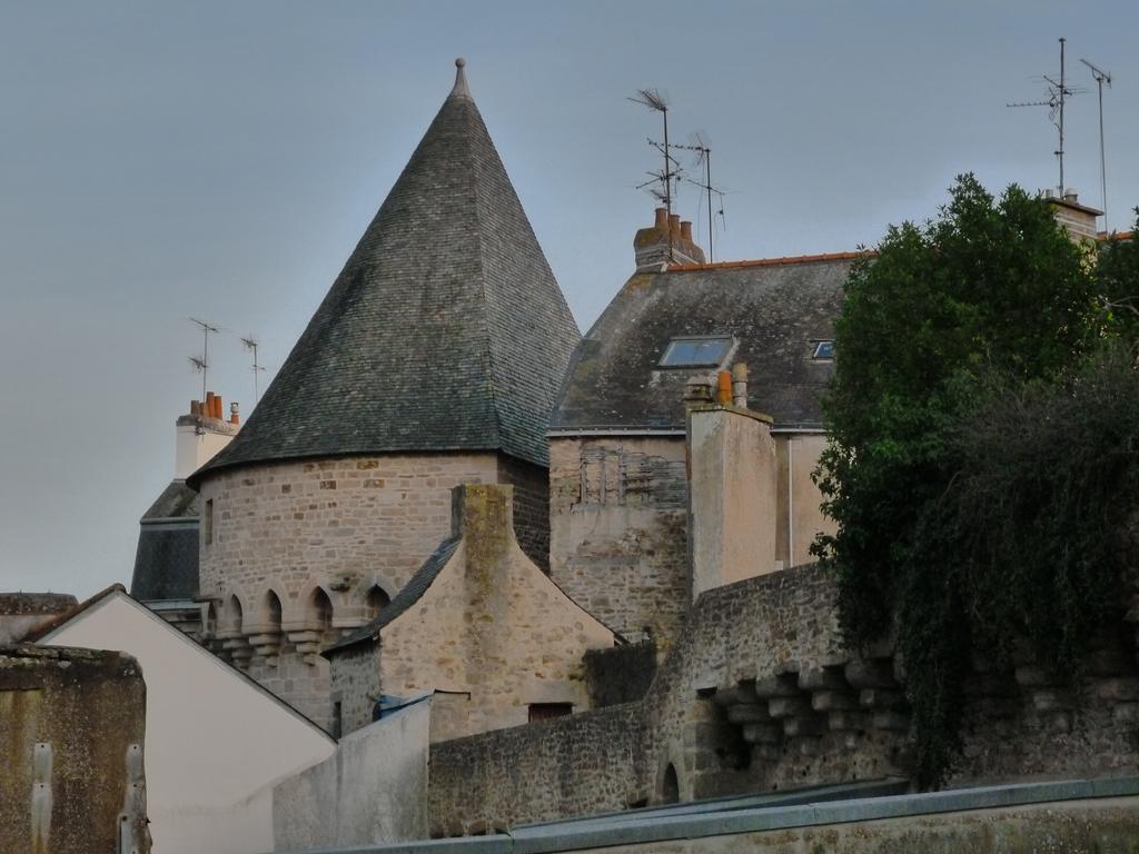 ואנה Hotel Le Bretagne מראה חיצוני תמונה
